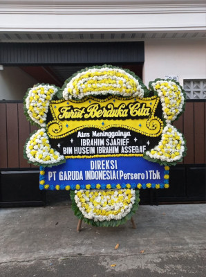 Papan Bunga Duka di Ulak Karang Selatan